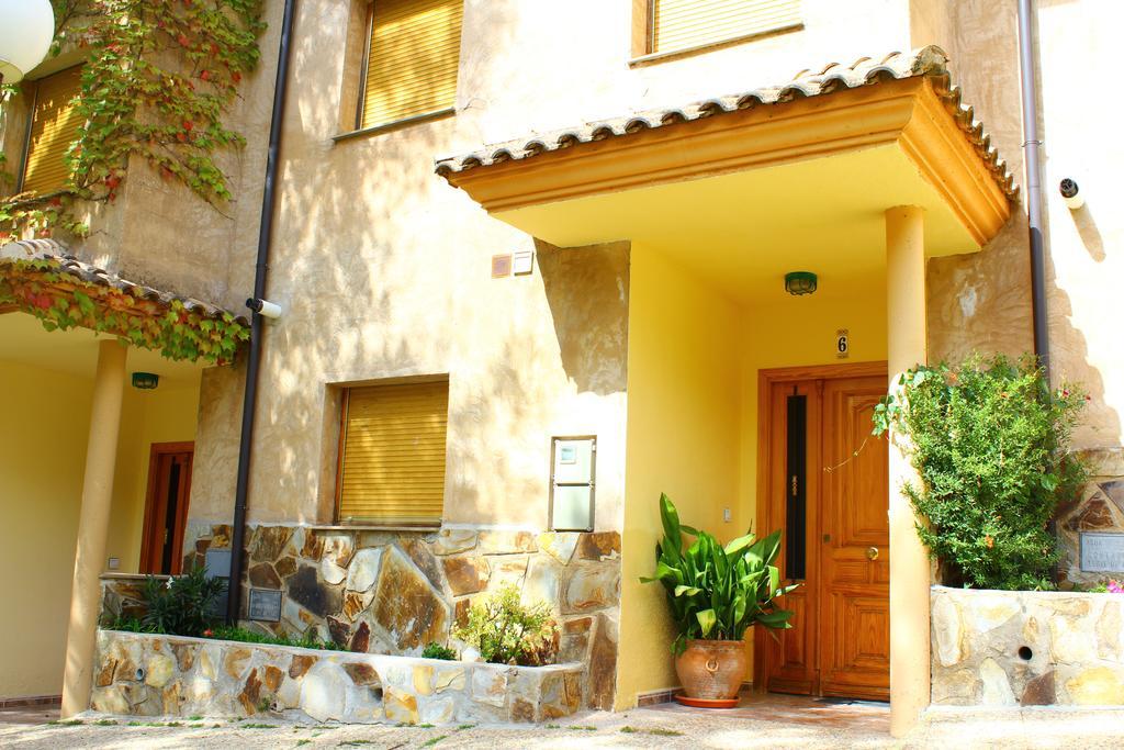 Residencial Los Robles Arroyo Frio Room photo