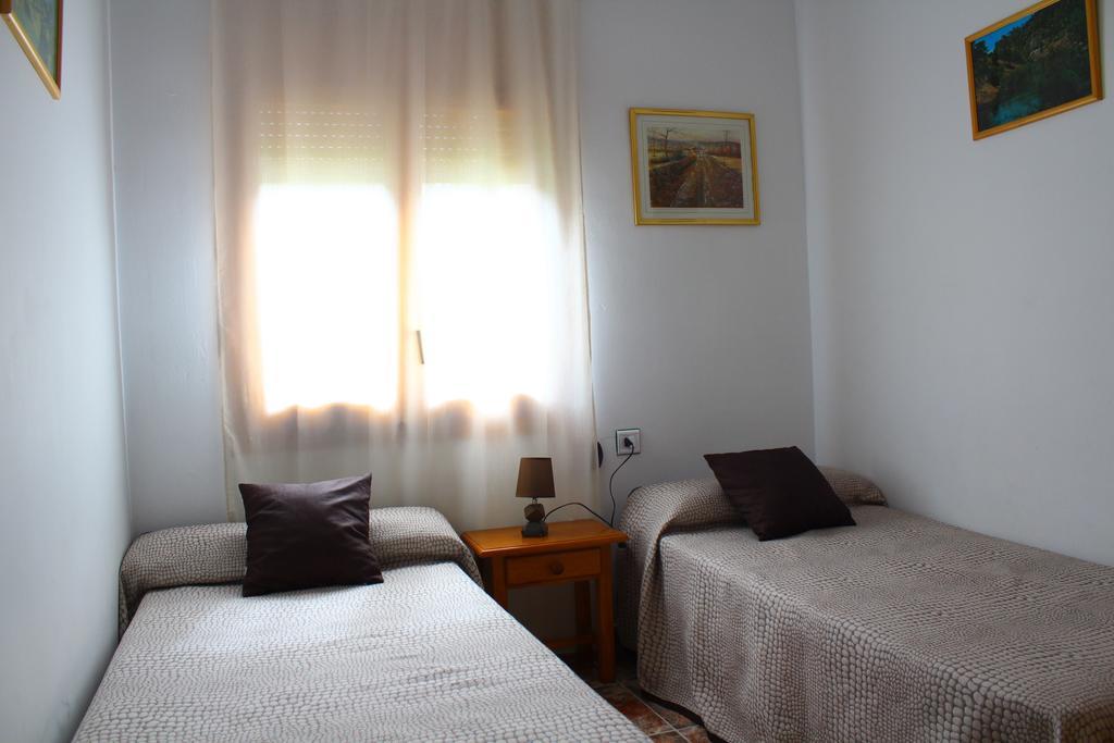 Residencial Los Robles Arroyo Frio Room photo