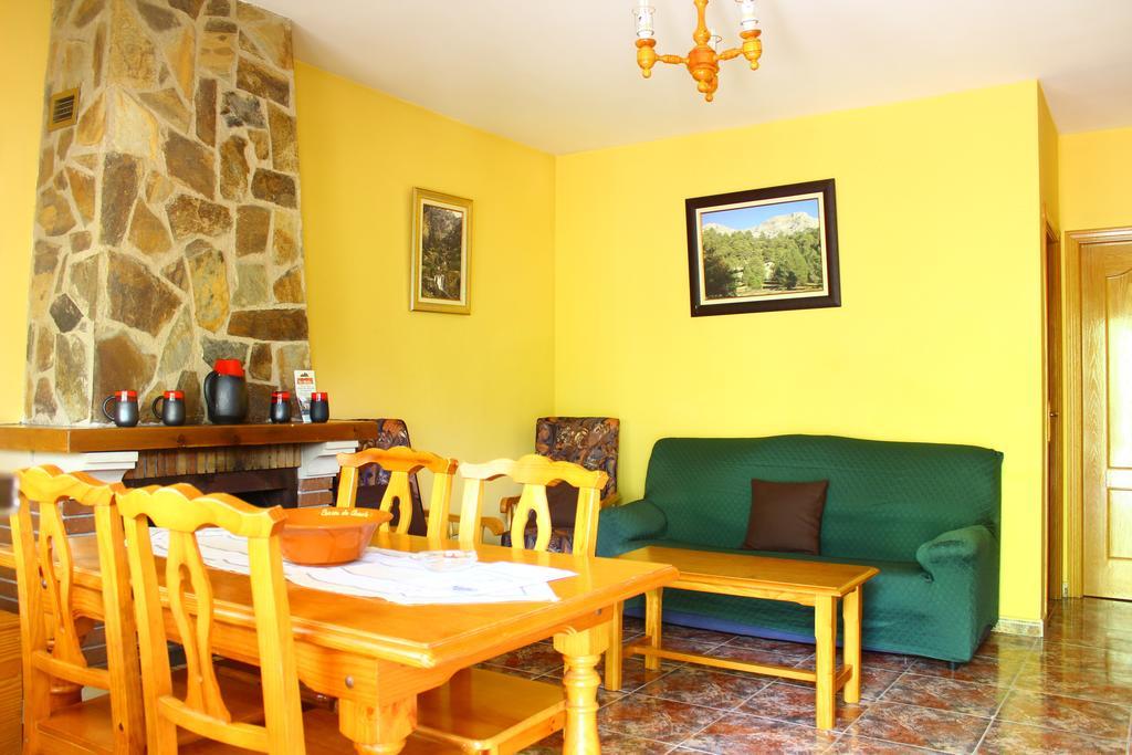 Residencial Los Robles Arroyo Frio Room photo